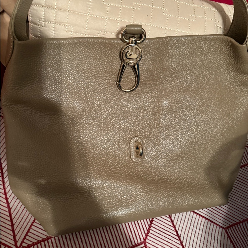 Dooney Bourke hobo logo lock